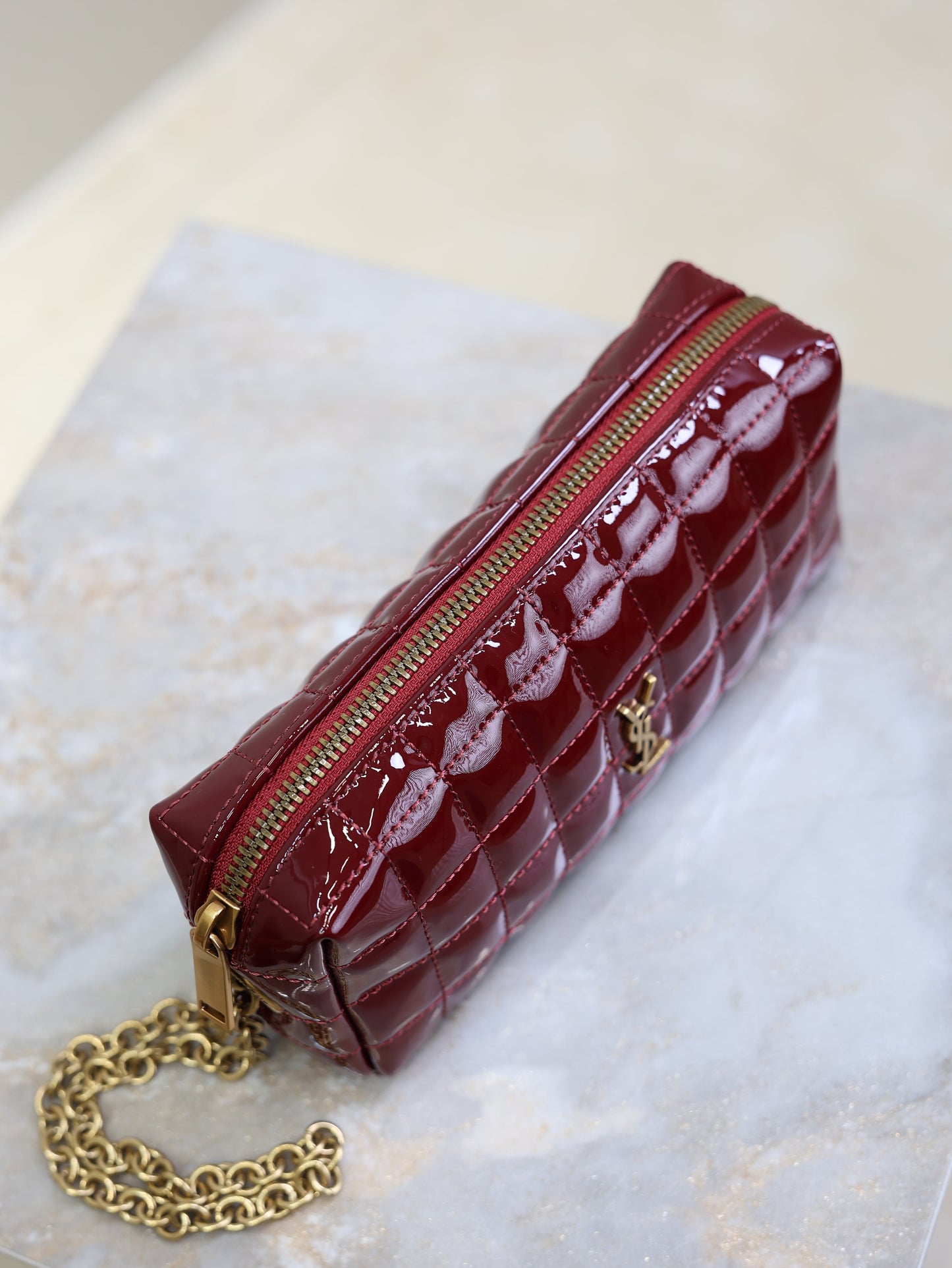 YSL Cassandre Matelassé Chain Clutch 18.5cm Burgundy Patent Leather mysite