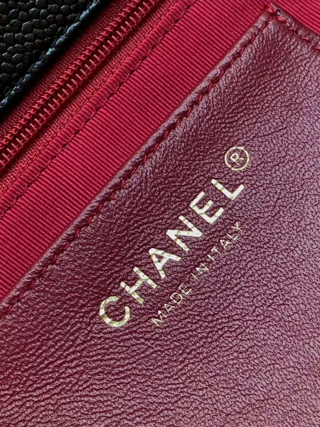 CLASSIC FLAP BAG 22 IN BLACK CALFSKIN GOLD HARDWARE mysite