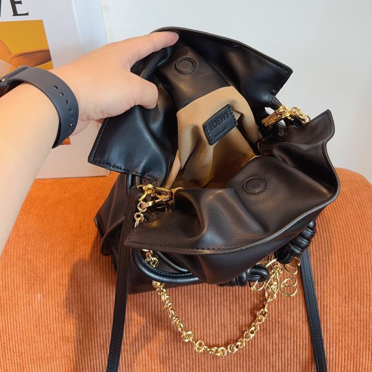 LOE 29 FLAMENCO CLUTCH IN BLACK NAPPA CALFSKIN mysite