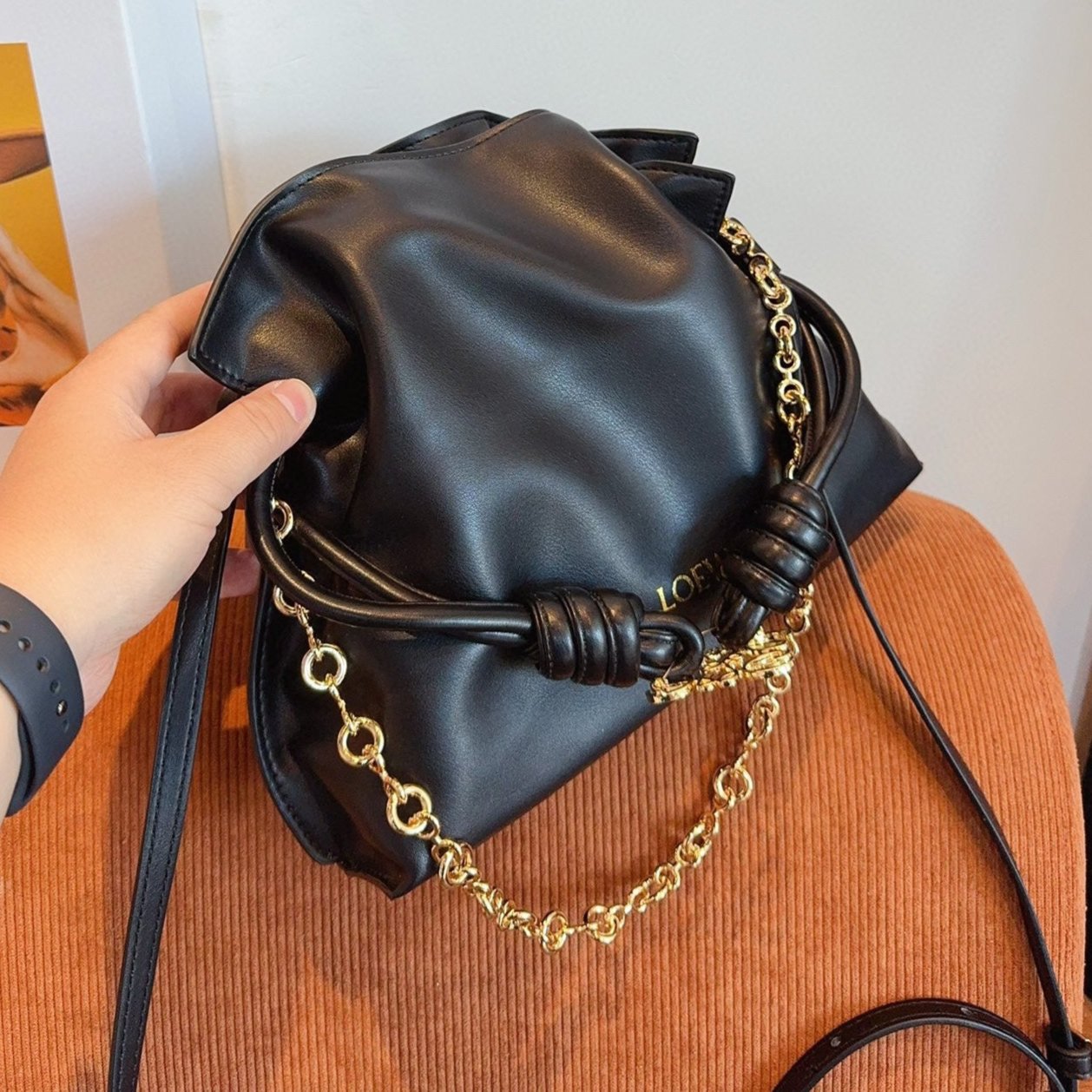 LOE 29 FLAMENCO CLUTCH IN BLACK NAPPA CALFSKIN mysite