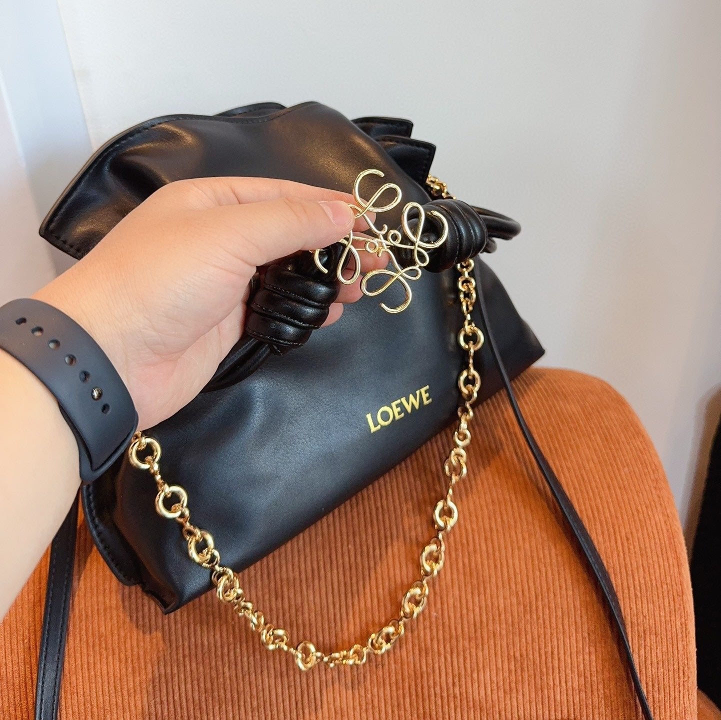 LOE 29 FLAMENCO CLUTCH IN BLACK NAPPA CALFSKIN mysite