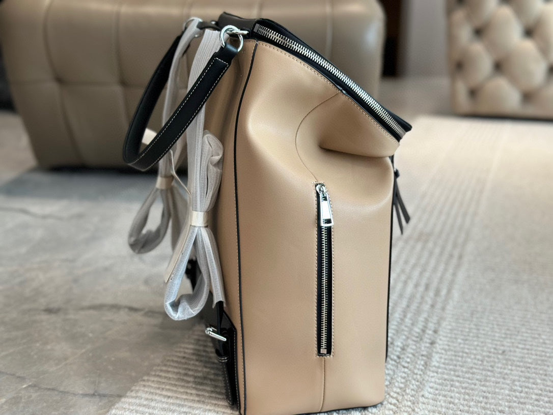 LOE GOYA BACKPACK 40 IN BLACK MIX BEIGE GRAINED CALFSKIN mysite