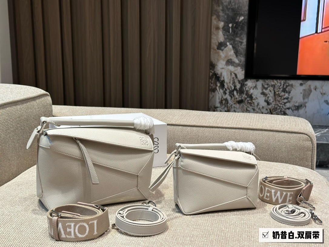 LOE MEDIUM 24 PUZZLE BAG IN WHITE GRAINED CALFSKIN mysite