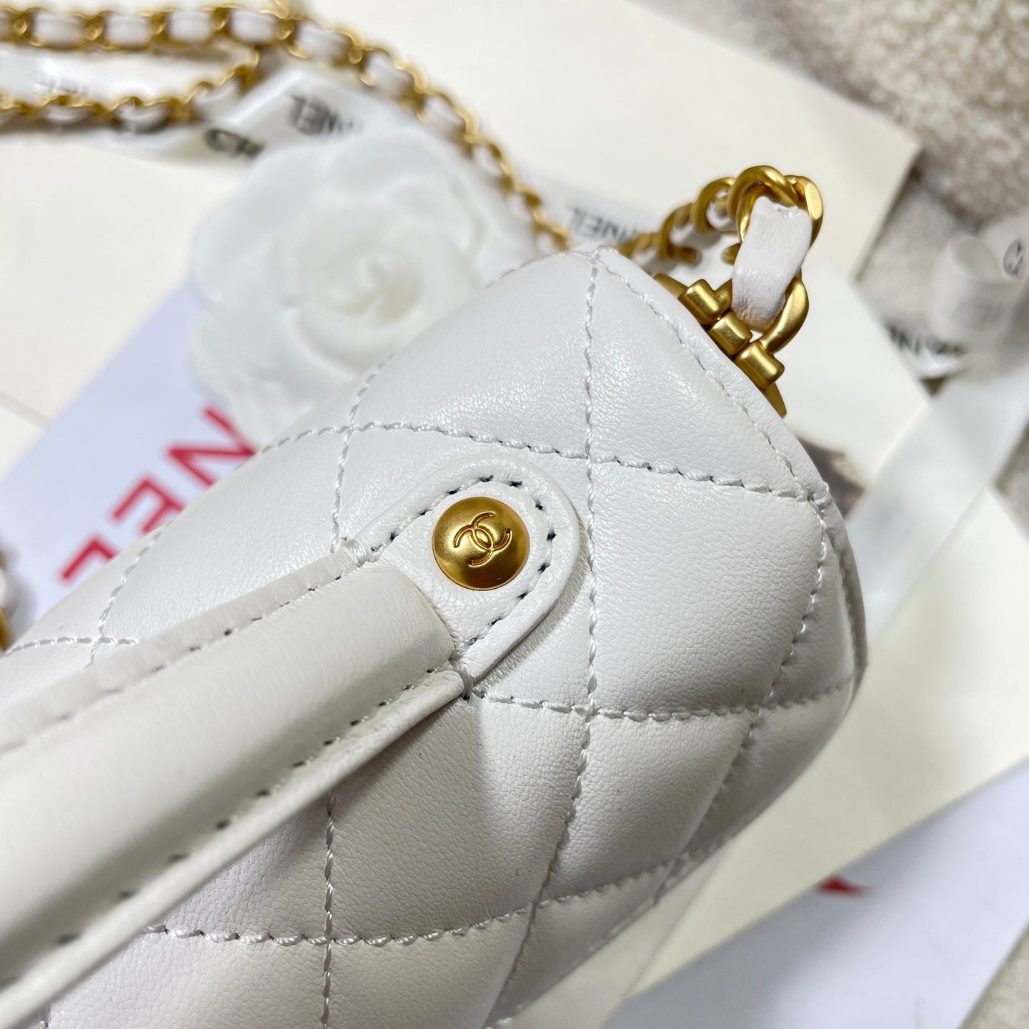 CC 25P Mini Flap Bag 22cm Top Handle Cream Calfskin Gold Hardware mysite