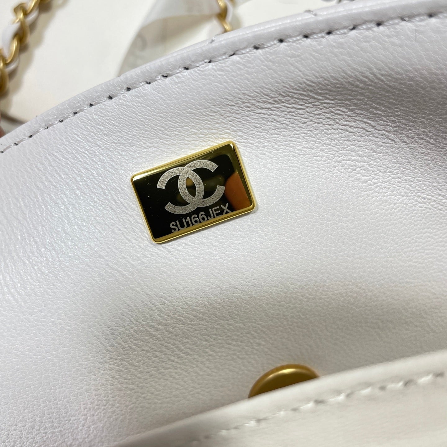 CC 25P Medium Flap Bag 25cm Top Handle Cream Calfskin Gold Hardware mysite