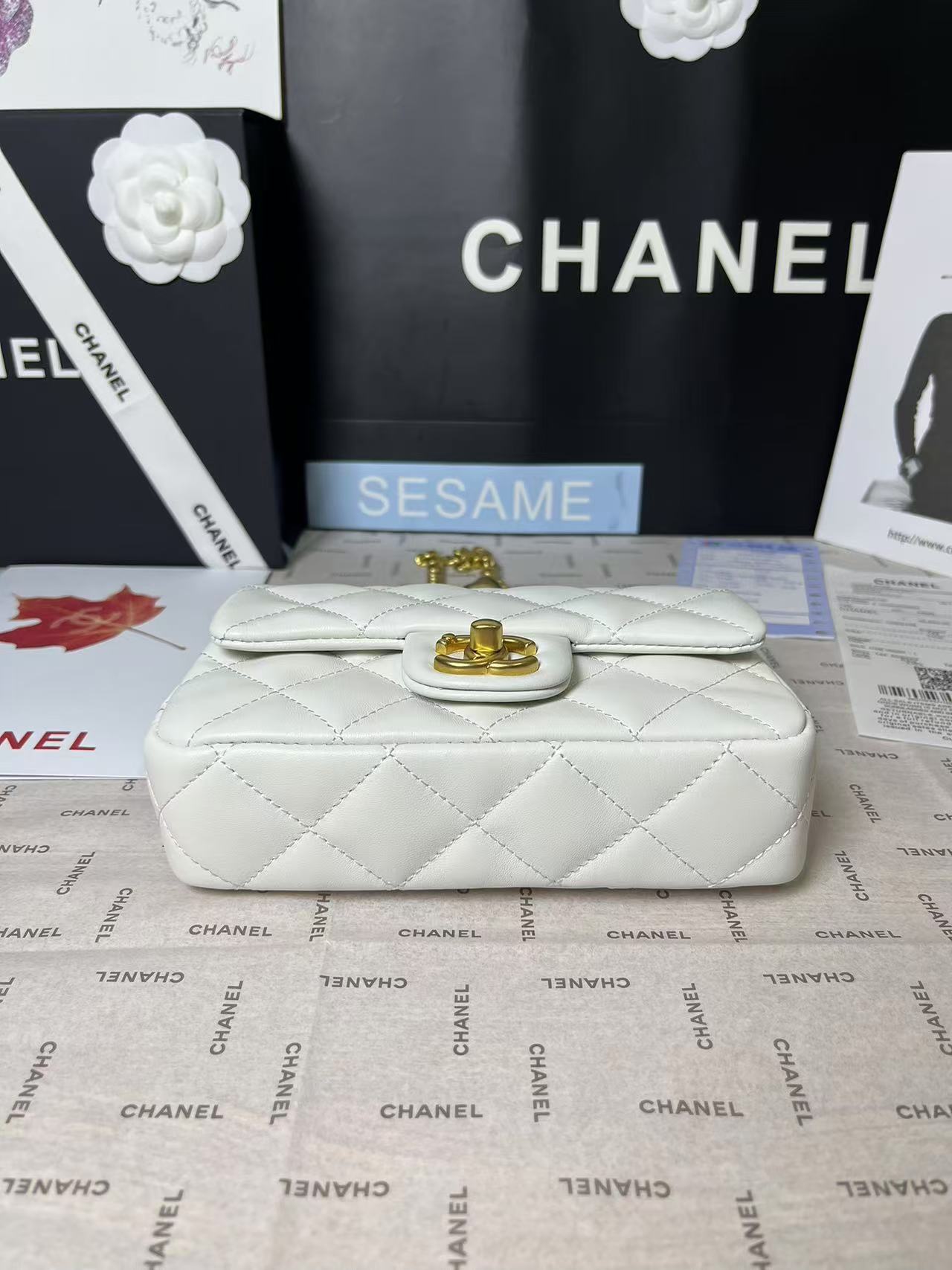 25C Mini Flap 19cm White Lambskin Gold Heart Hardware mysite