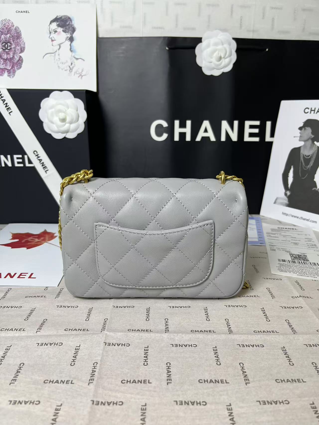 25C Mini Flap 19cm Grey Lambskin Gold Heart Hardware mysite