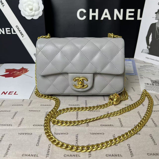 25C Mini Flap 19cm Grey Lambskin Gold Heart Hardware mysite