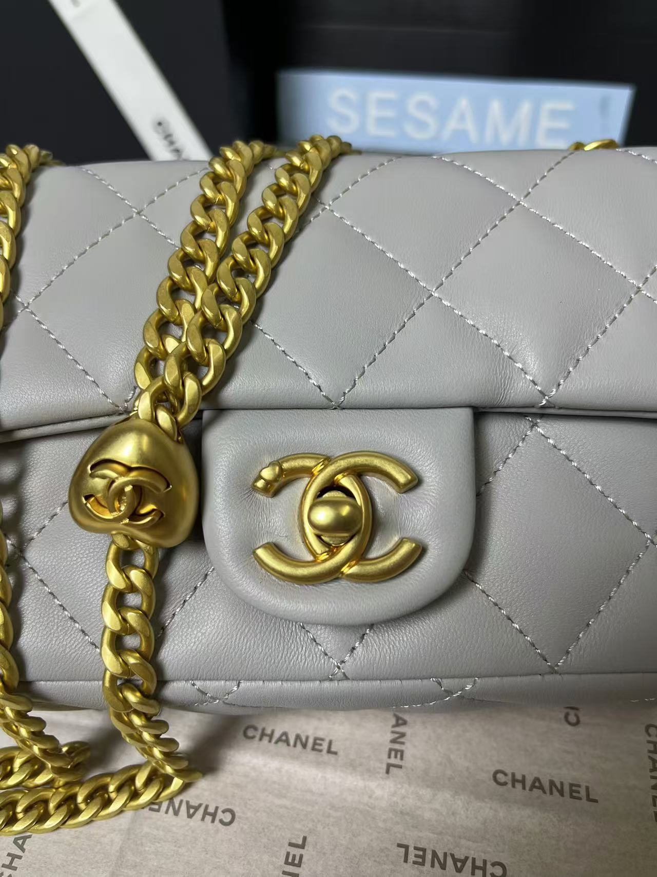 25C Mini Flap 19cm Grey Lambskin Gold Heart Hardware mysite