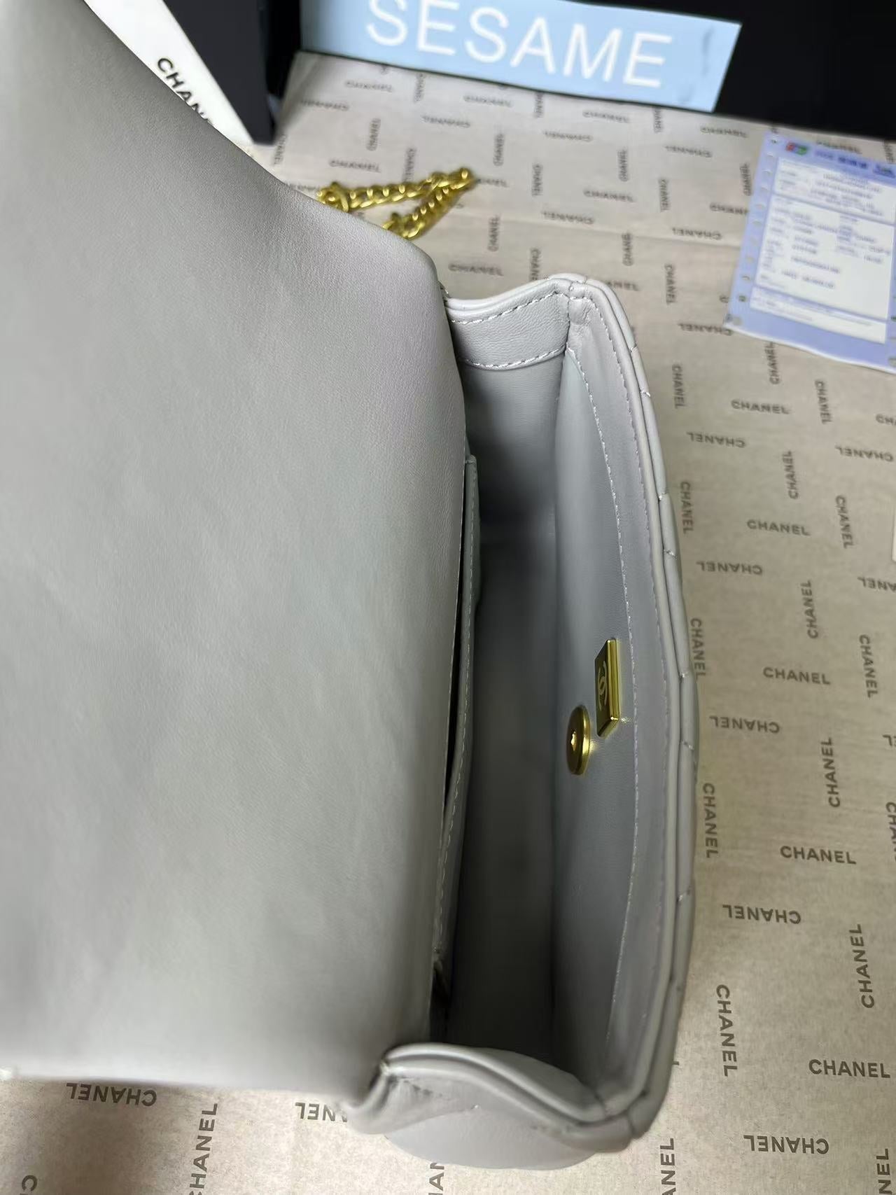 25C Mini Flap 19cm Grey Lambskin Gold Heart Hardware mysite