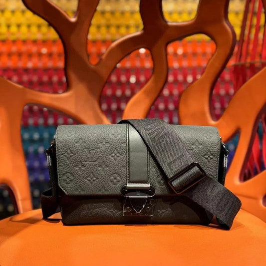 LV S-Cape Messenger Bag 28cm Black Taurillon Monogram leather mysite