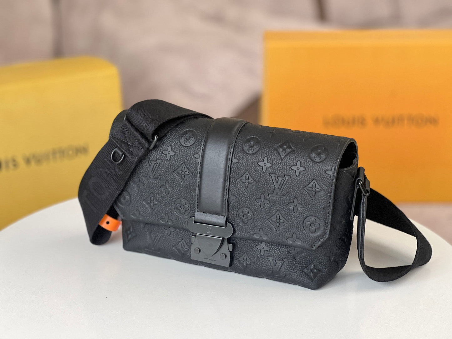 LV S-Cape Messenger Bag 28cm Black Taurillon Monogram leather mysite