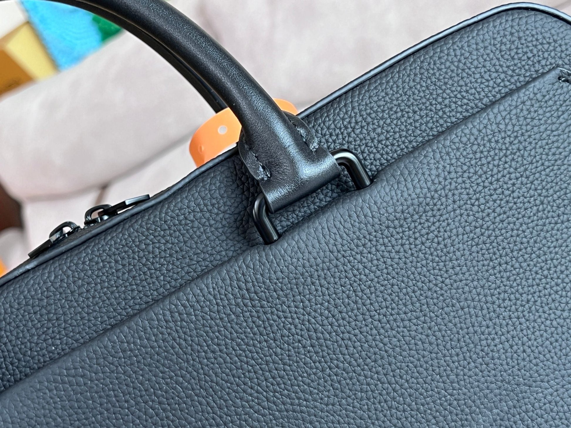 LV Pilot Briefcase 39cm Black Cowhide 257876 mysite