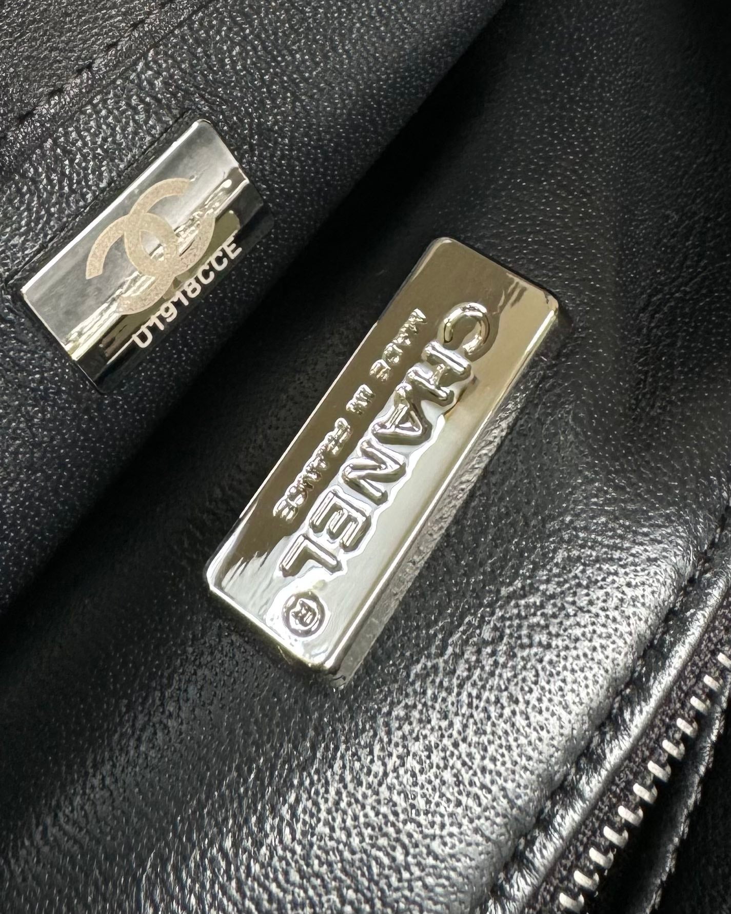 FLAP BAG 20 IN BLACK AND WHITE SAQUINS SILVER HARDWARE mysite