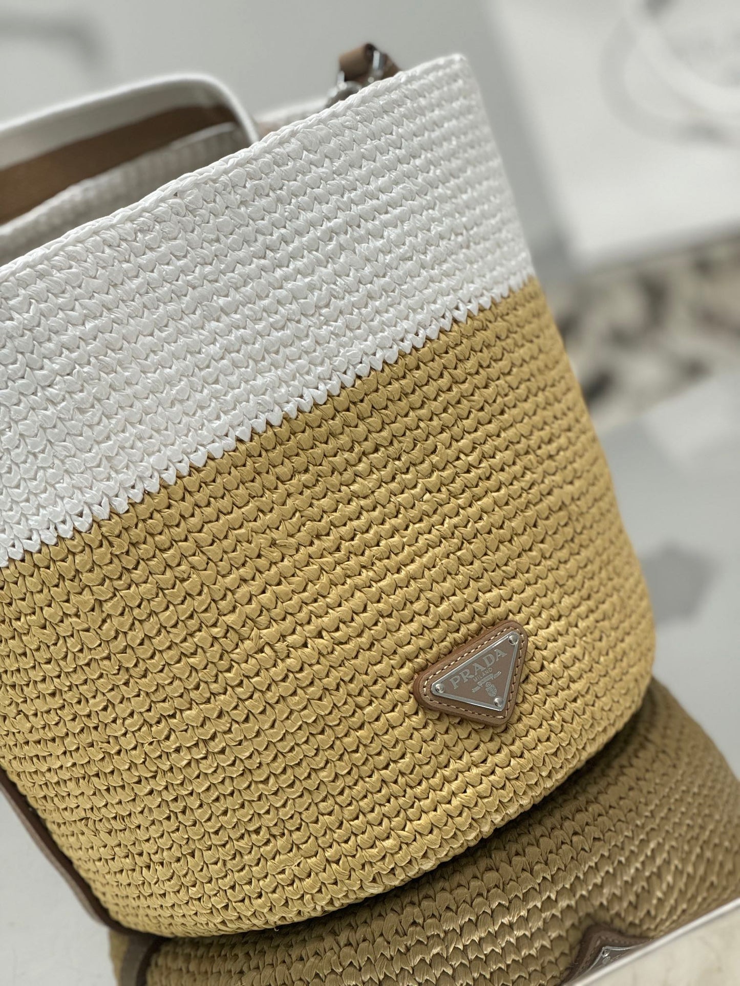 BUCKET BAG 25 IN WHITE MIX BEIGE RAFFIA AND BROWN CALFSKIN HANDLE mysite