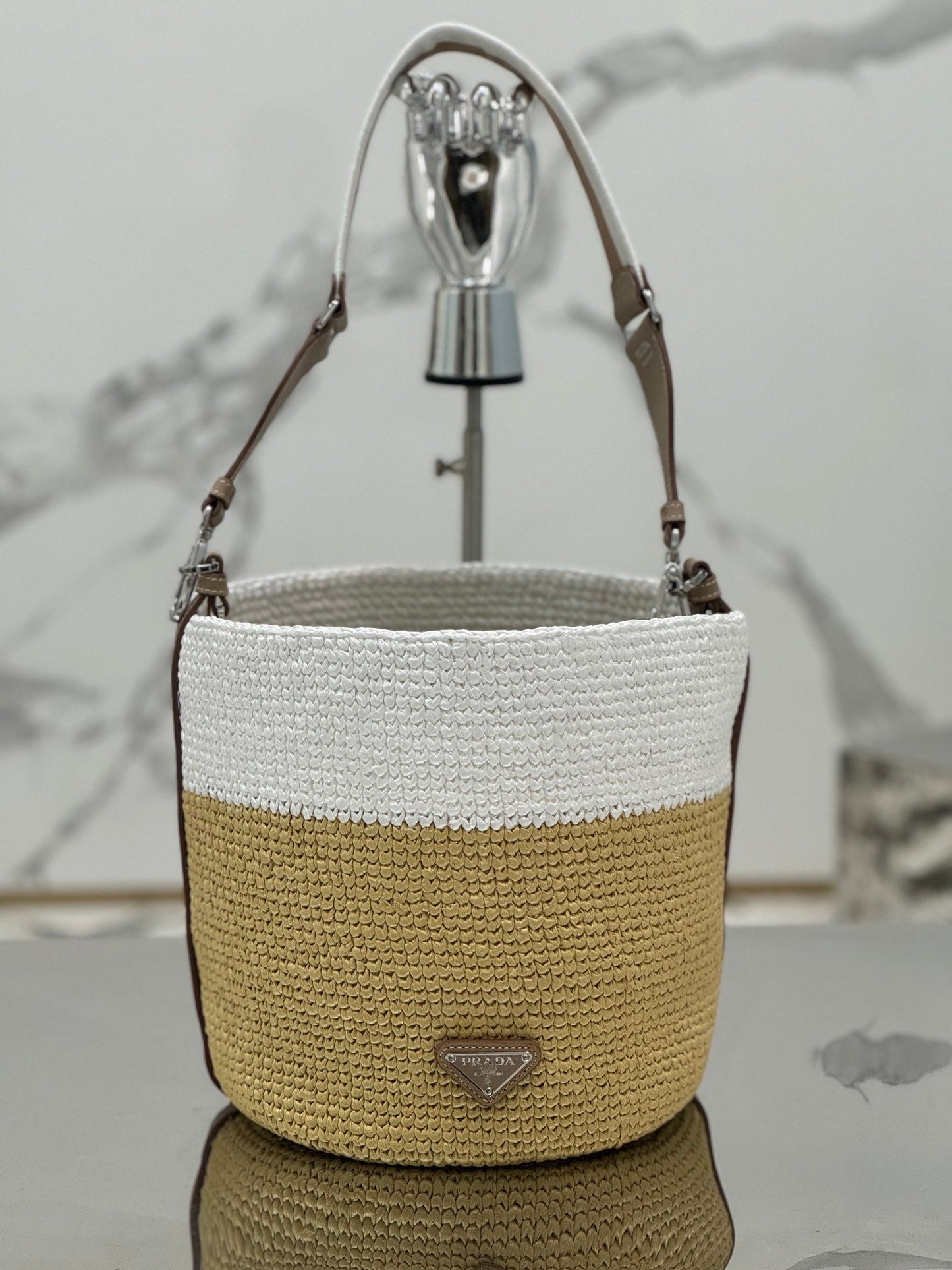 BUCKET BAG 25 IN WHITE MIX BEIGE RAFFIA AND BROWN CALFSKIN HANDLE mysite