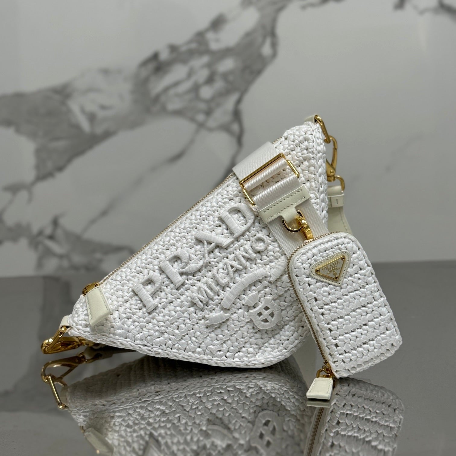 CROCHET TRIANGLE BAG 26 IN WHITE RAFFIA GOLD HARDWARE mysite