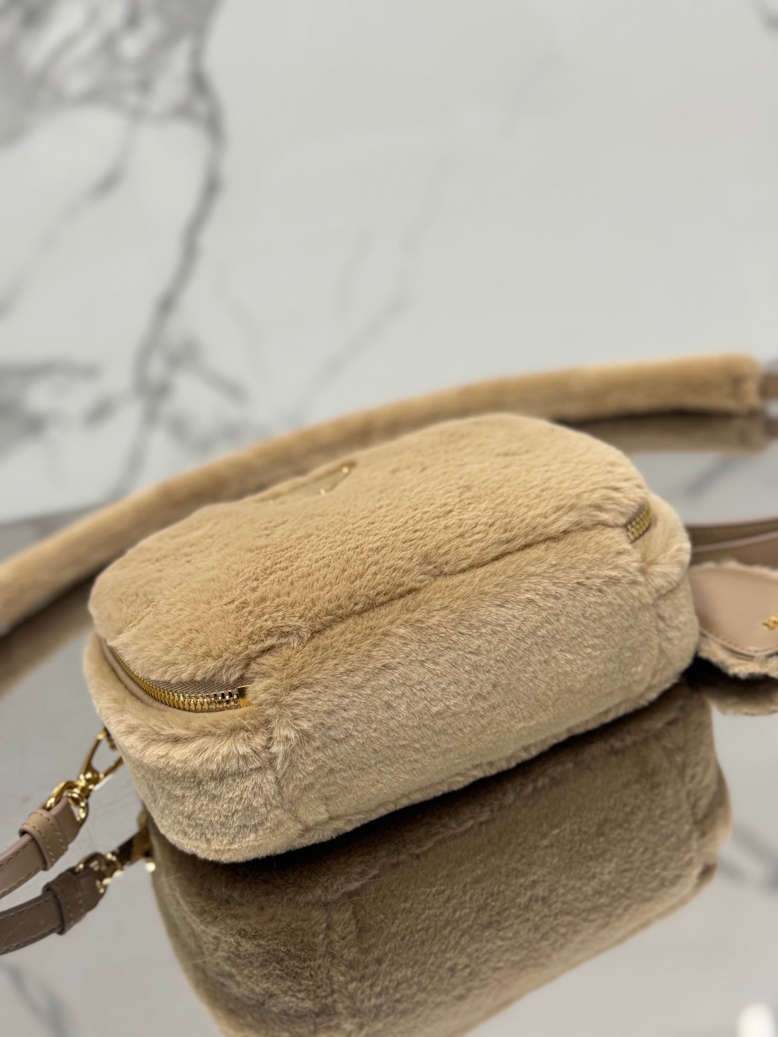 MINI SHOULDER BAG 19 IN BEIGE RABBIT FUR mysite