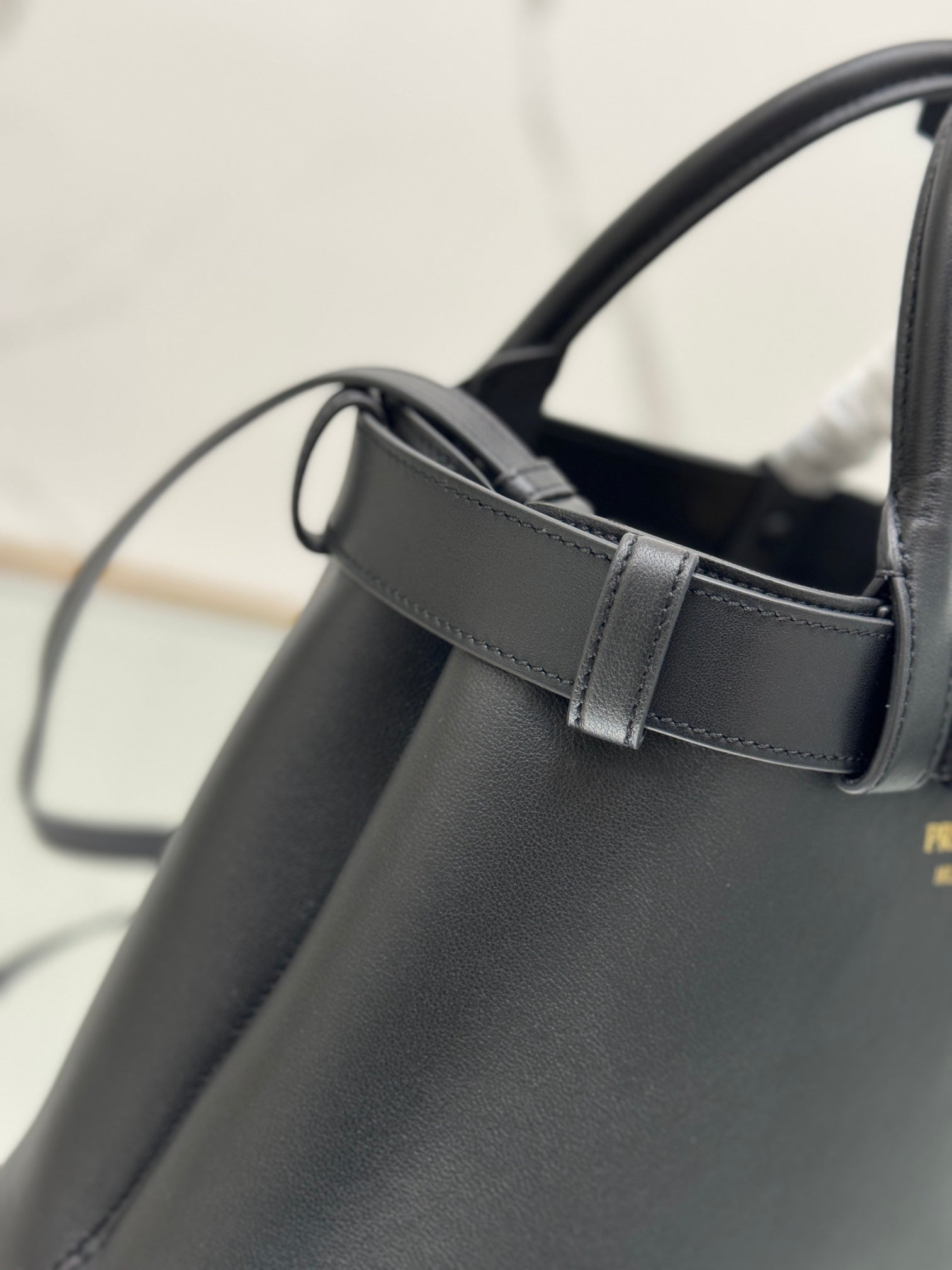 TOTE BAG WITH BELT 32 IN BLACK IMPORTED CALFSKIN mysite