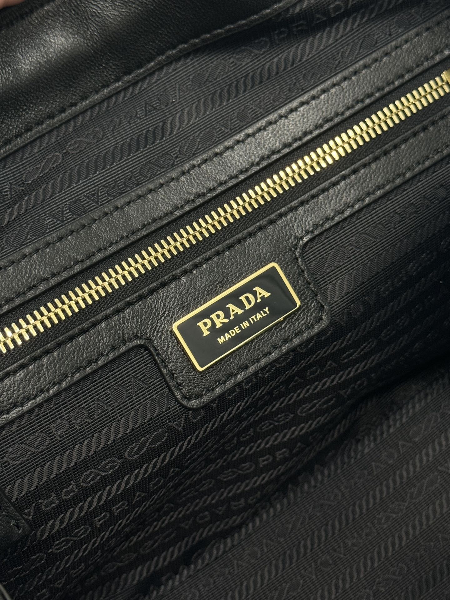 MEDIUM TOP HANDLE BAG 30 IN BLACK NYLON AND CALFSKIN TRIM mysite