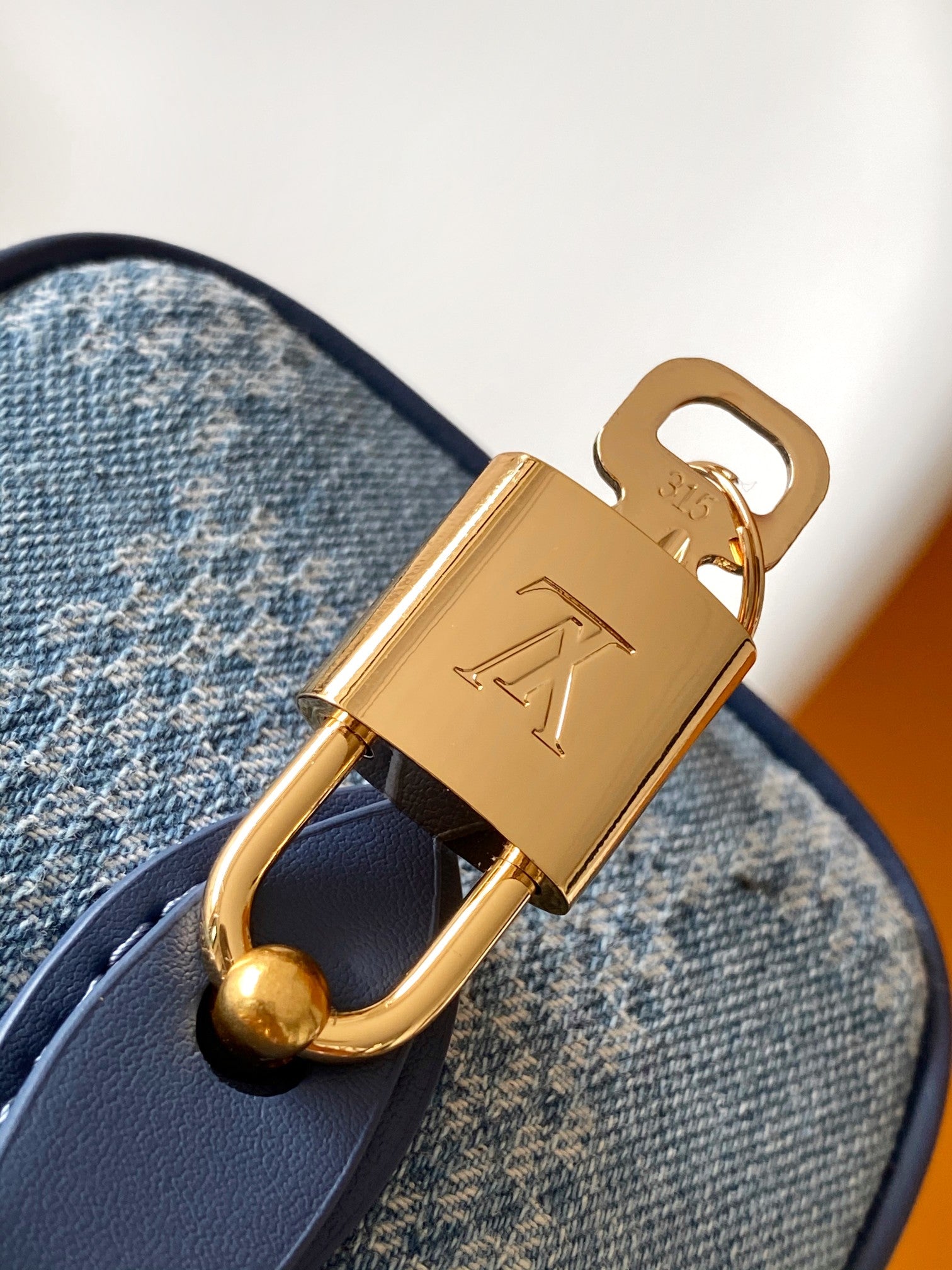 LV Speedy 18 Bandoulière Blue Cotton with 3D Damier Denim GHW mysite