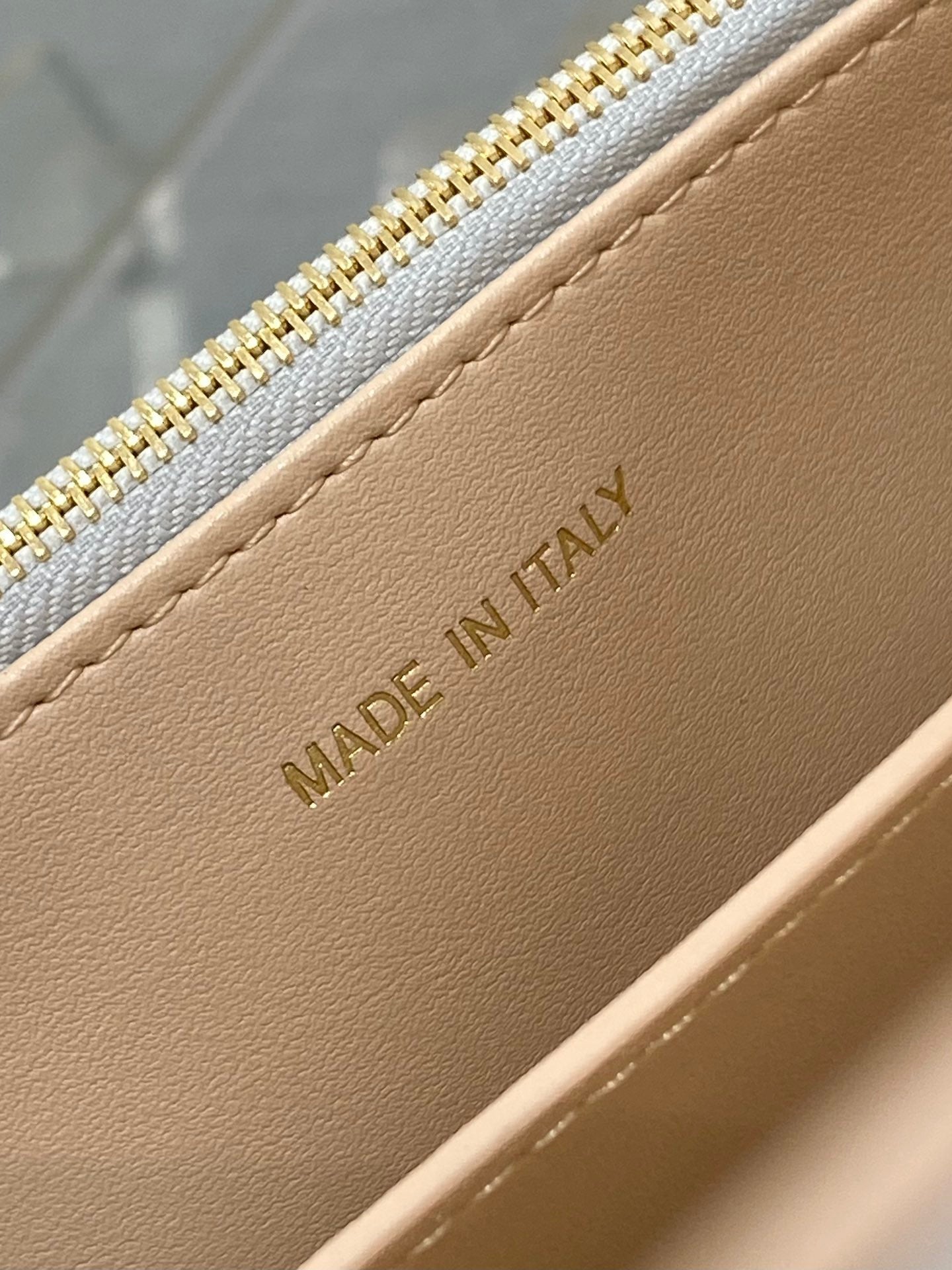 CD Miss Caro 17 Bag Ivory Calfskin 229252 mysite