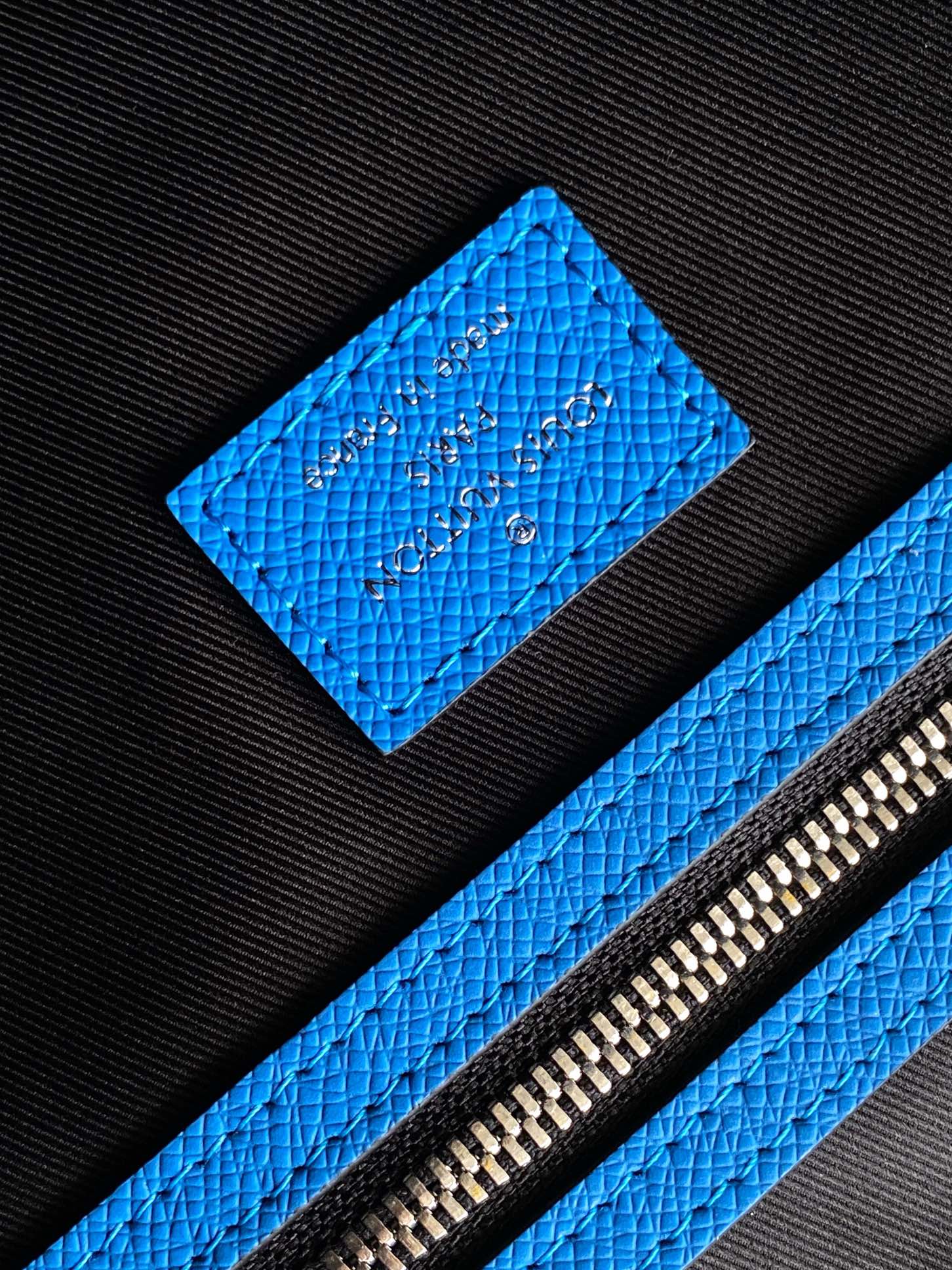 LV The Weekend Tote Bag 43cm Blue Monogram Canvas & Taïga Leather mysite