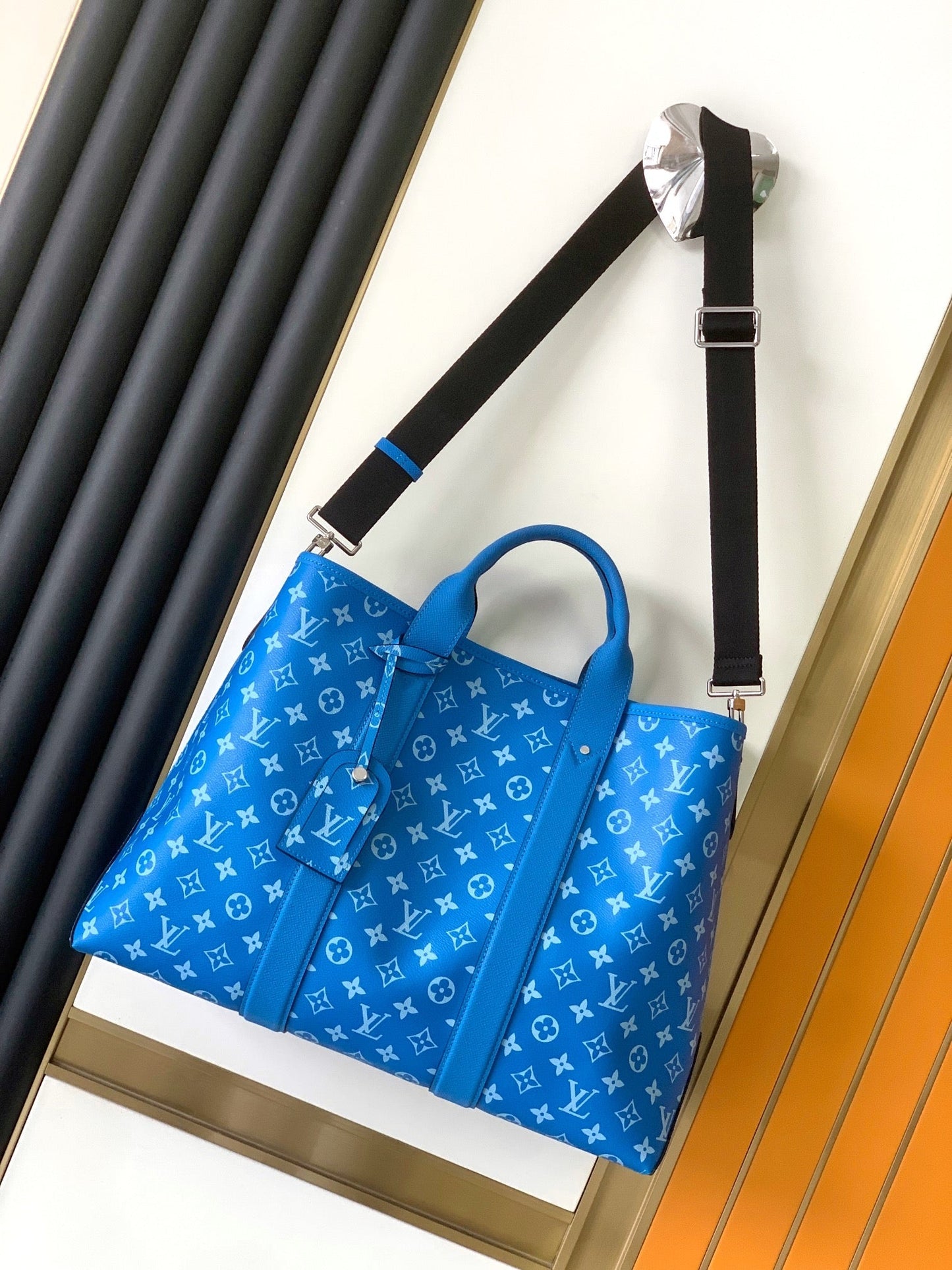 LV The Weekend Tote Bag 43cm Blue Monogram Canvas & Taïga Leather mysite