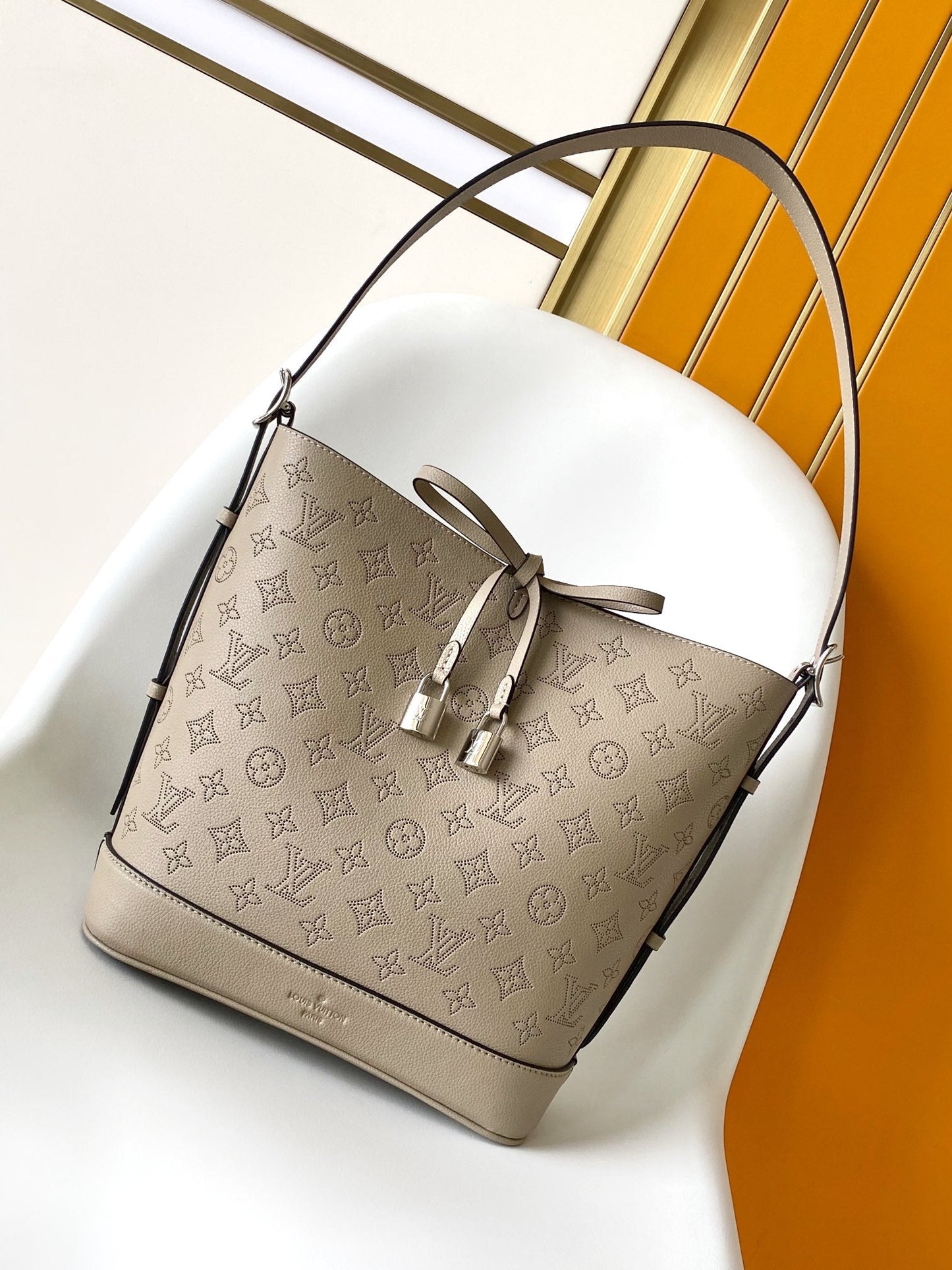LV M12140 Flore Handbag 28cm Galet Gray Monogram Perforated Cowhide mysite
