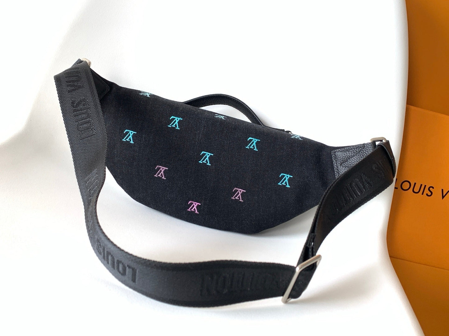 LV M13961 Rush Bumbag Black LV Blason Denim & Cowhide mysite