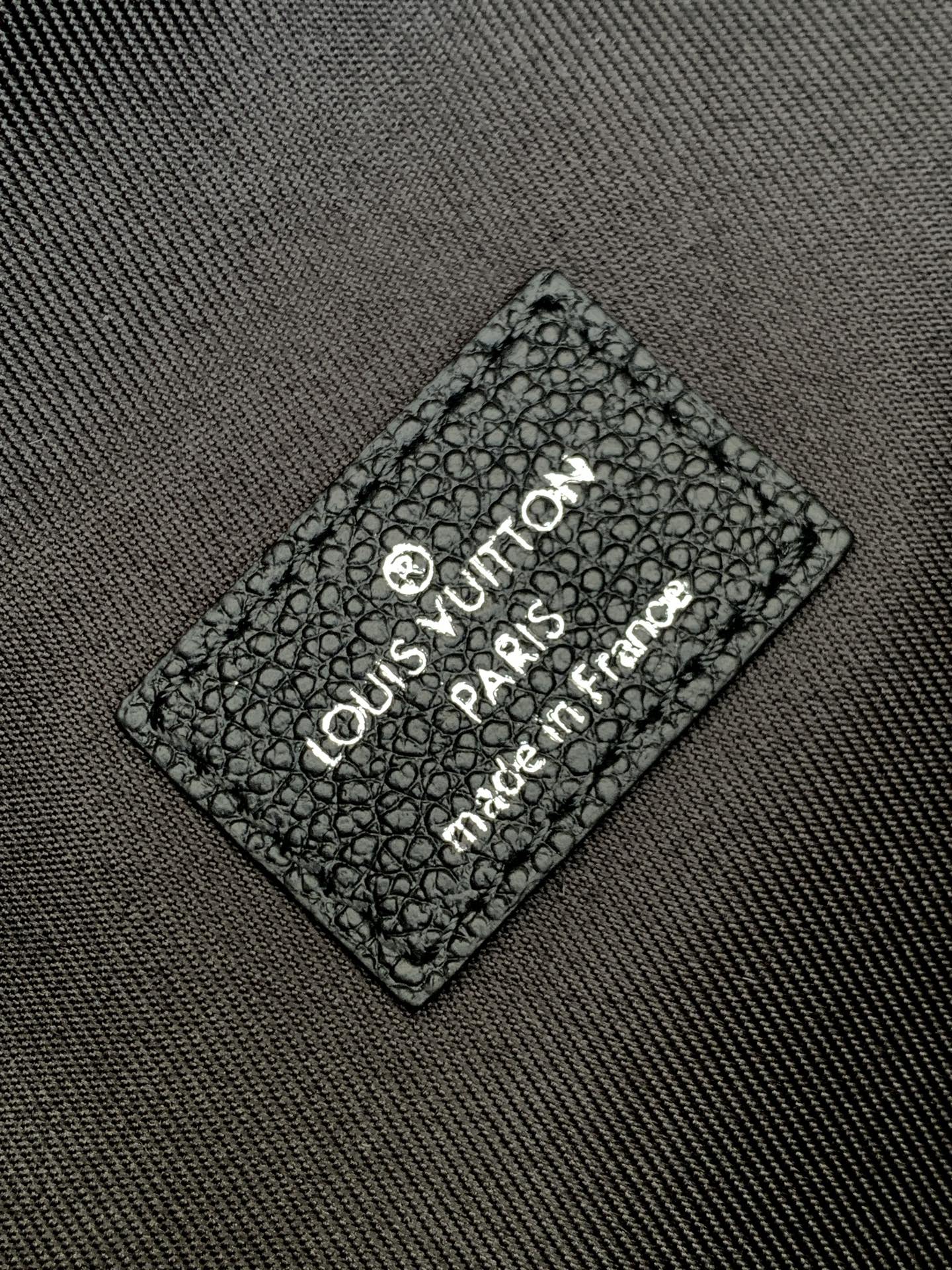 LV M14920 Rush Bumbag Black Damoflage Black Canvas & Cowhide mysite