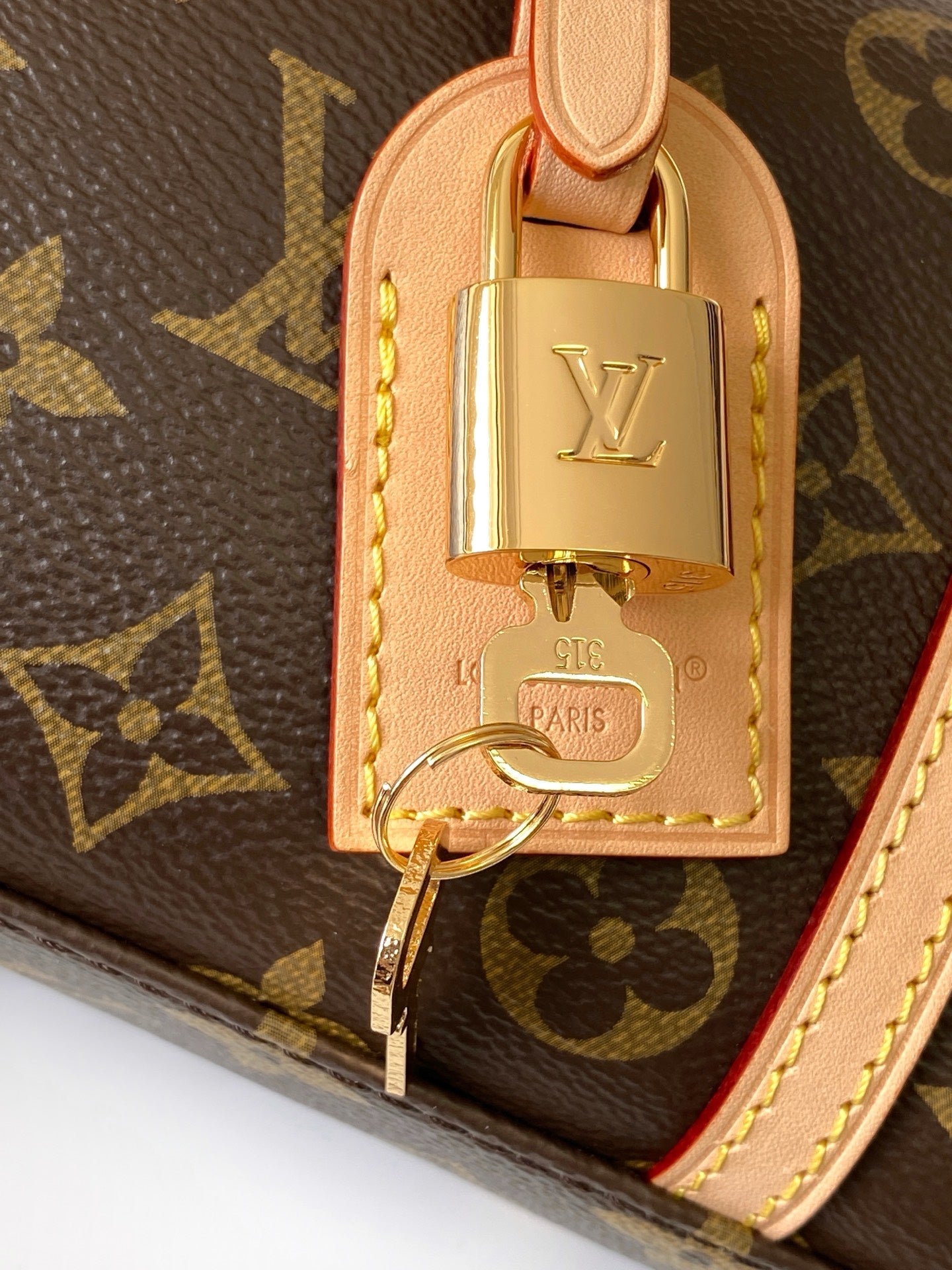 LV Hang On Handbag 26cm Brown Monogram Canvas GHW mysite