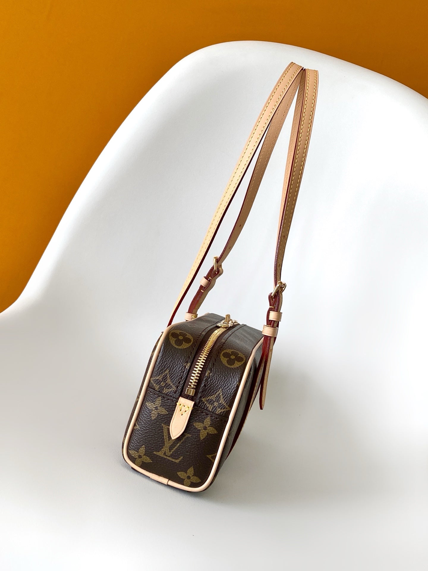 LV Hang On Handbag 26cm Brown Monogram Canvas GHW mysite