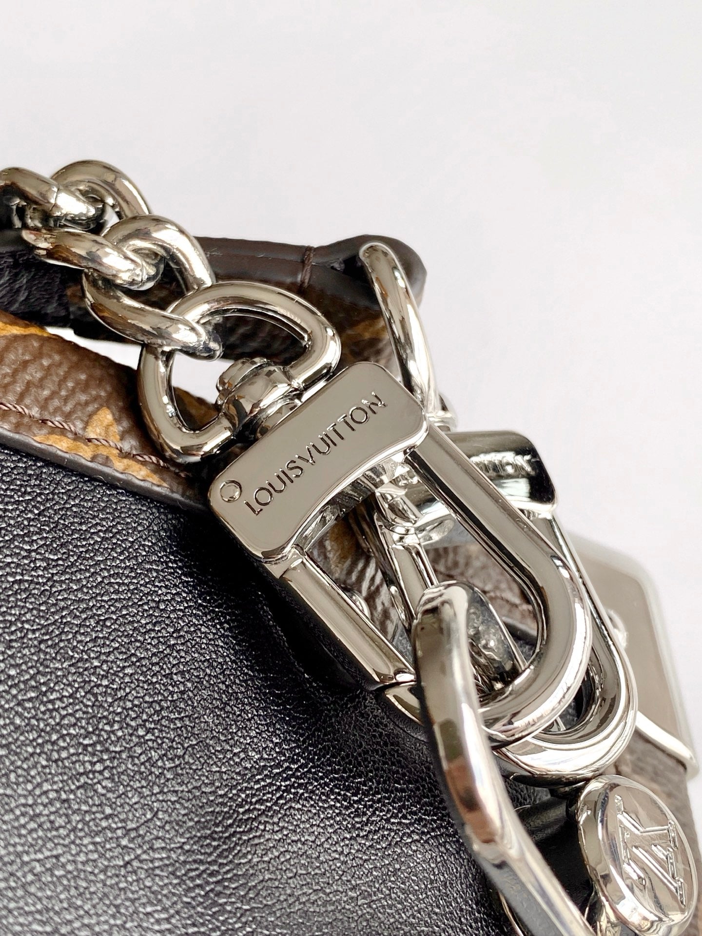 LV M25160 Side Trunk MM Bag 23.5 Black Caviar Calfskin& Cowhide HW mysite