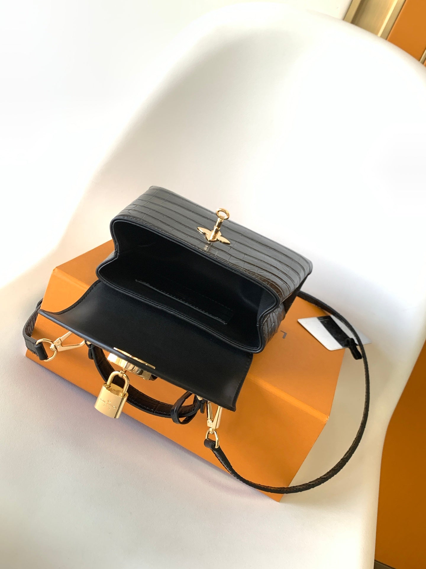 LV 25s Rose Des Vents Handbag 19cm Black Crocodile GHW mysite