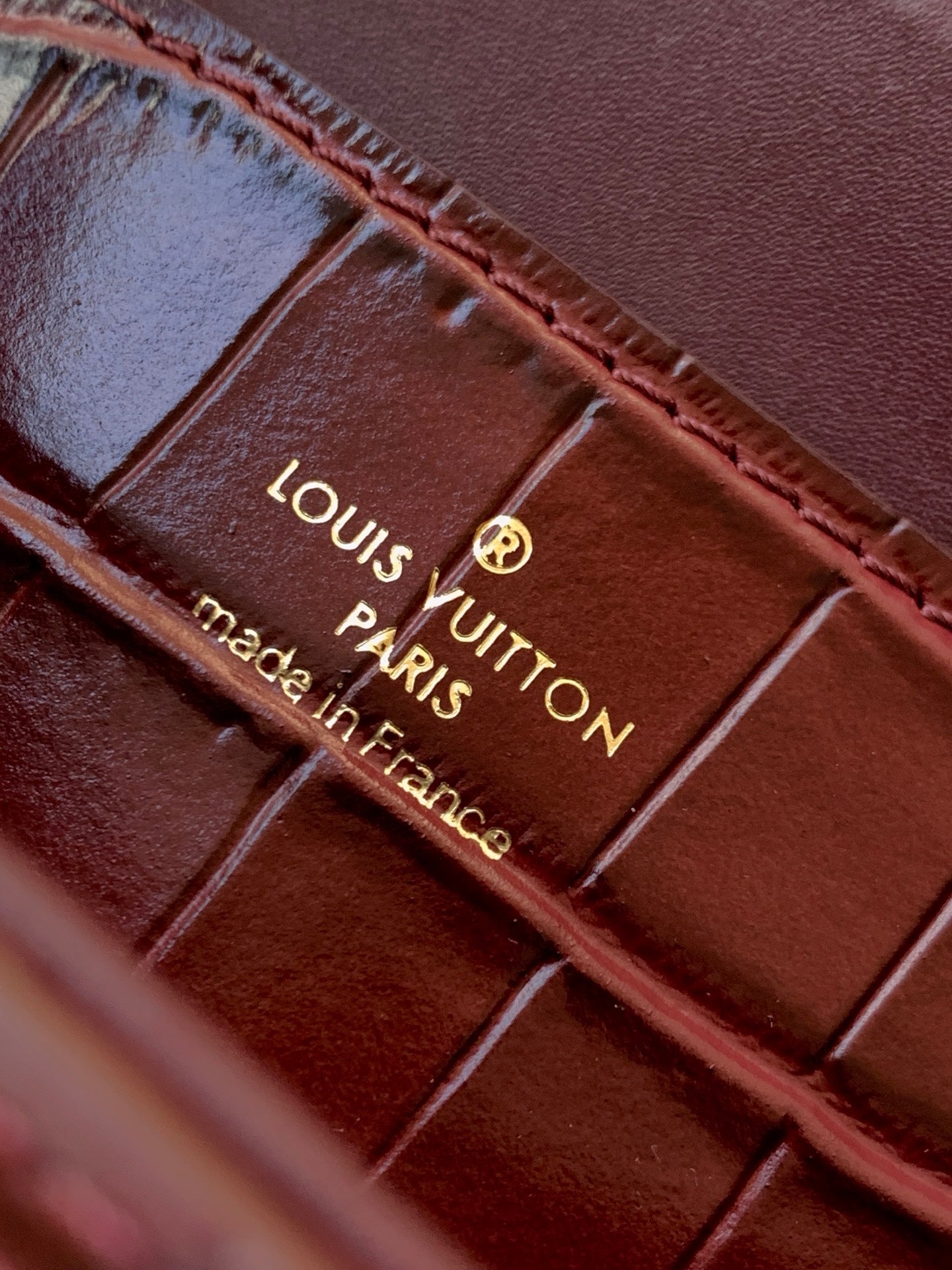 LV 25s Rose Des Vents Handbag 19cm Burgundy Crocodile GHW mysite