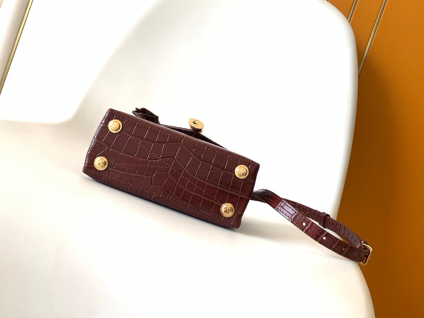 LV 25s Rose Des Vents Handbag 19cm Burgundy Crocodile GHW mysite