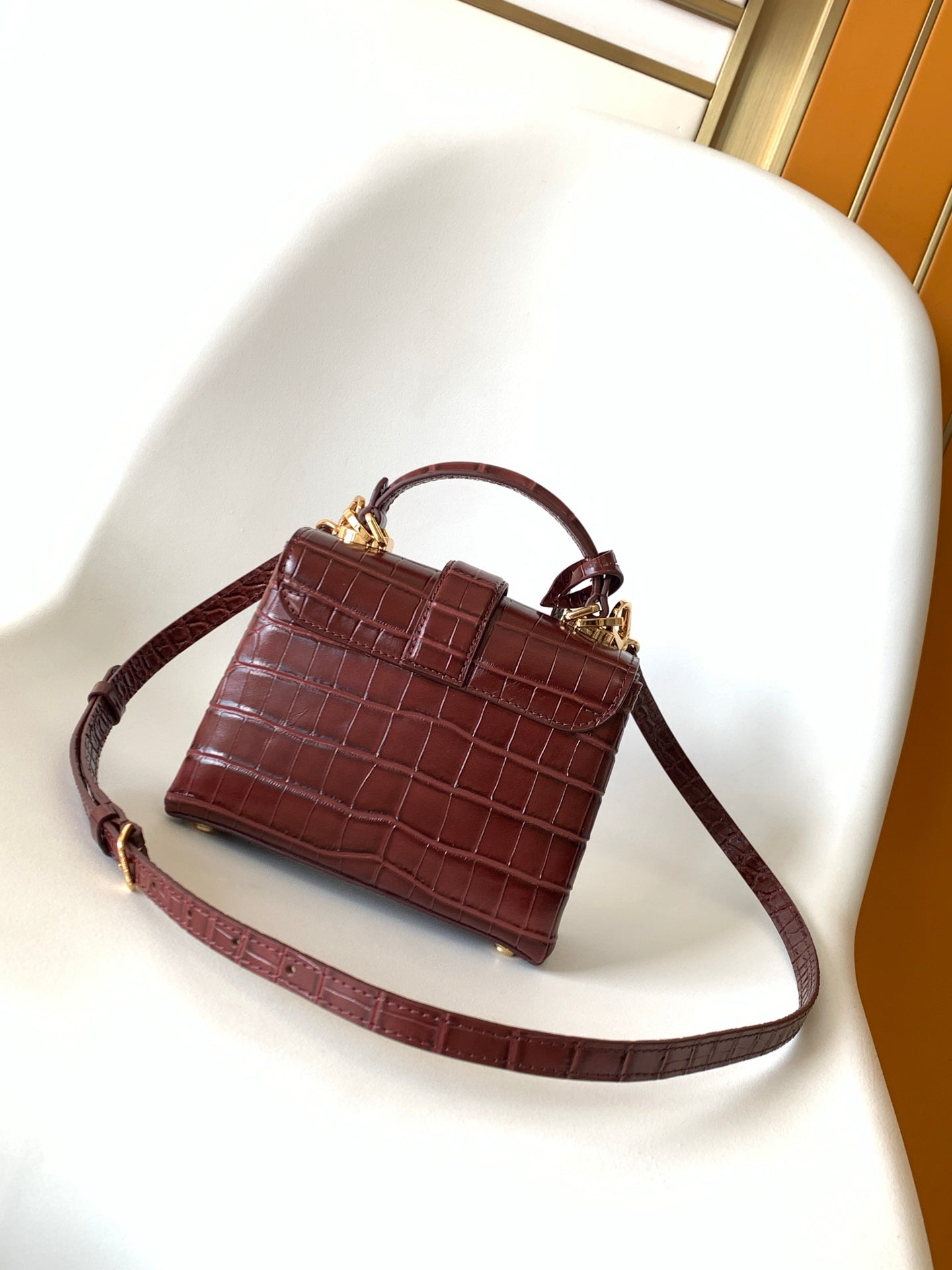 LV 25s Rose Des Vents Handbag 19cm Burgundy Crocodile GHW mysite