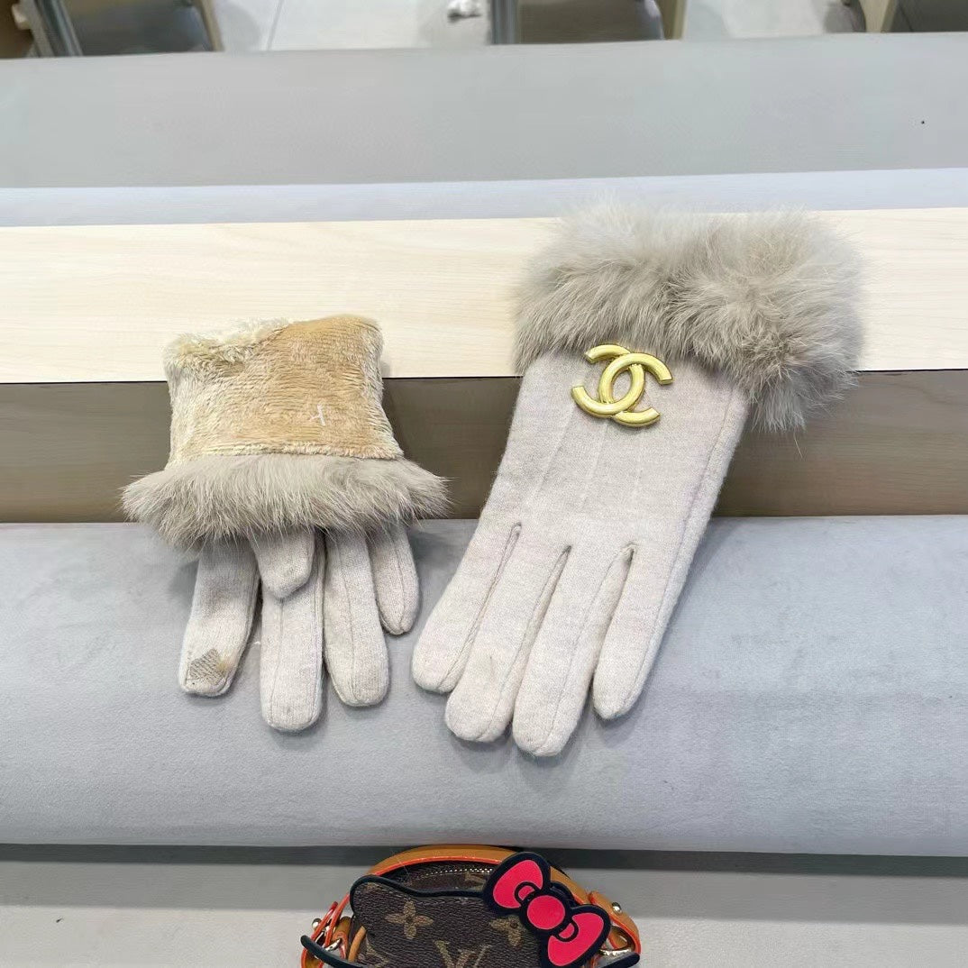 GLOVES IN PARCHMENT BEIGE WOOL AND RABBIT FUR 417169 mysite