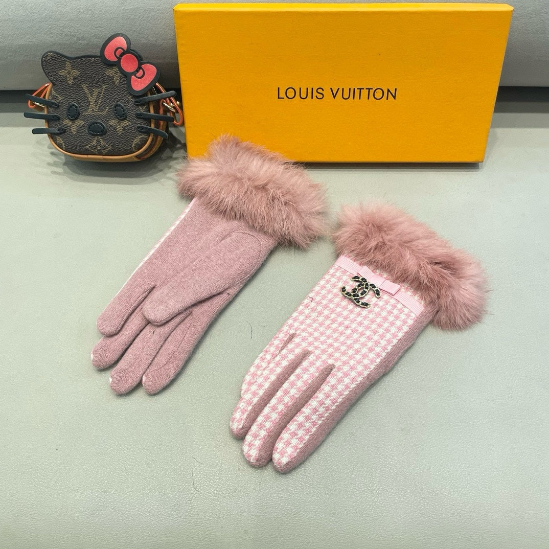 GLOVES IN PASTEL PINK MIX WHITE WOOL AND RABBIT FUR 417181 mysite