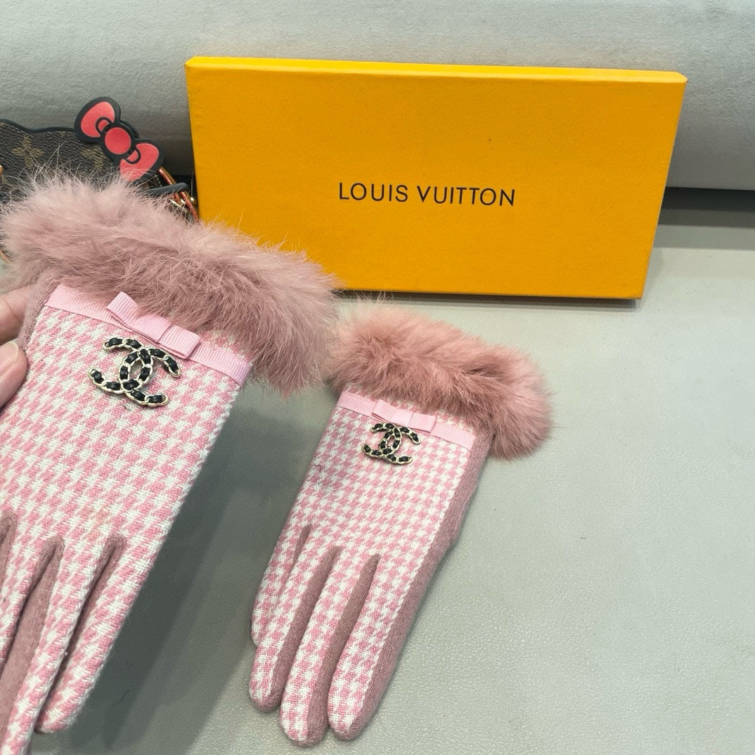 GLOVES IN PASTEL PINK MIX WHITE WOOL AND RABBIT FUR 417181 mysite