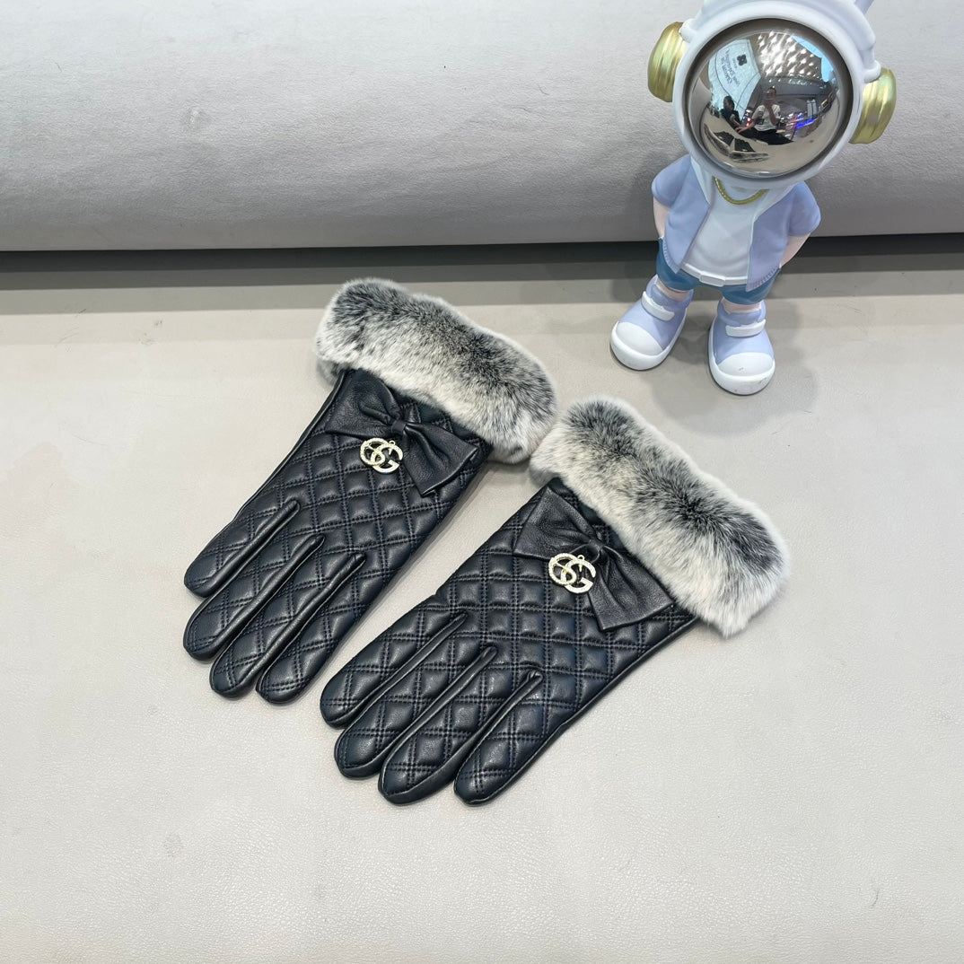 GLOVES WITH BOW IN BLACK LAMBSKIN AND RABBIT FUR 432556 mysite