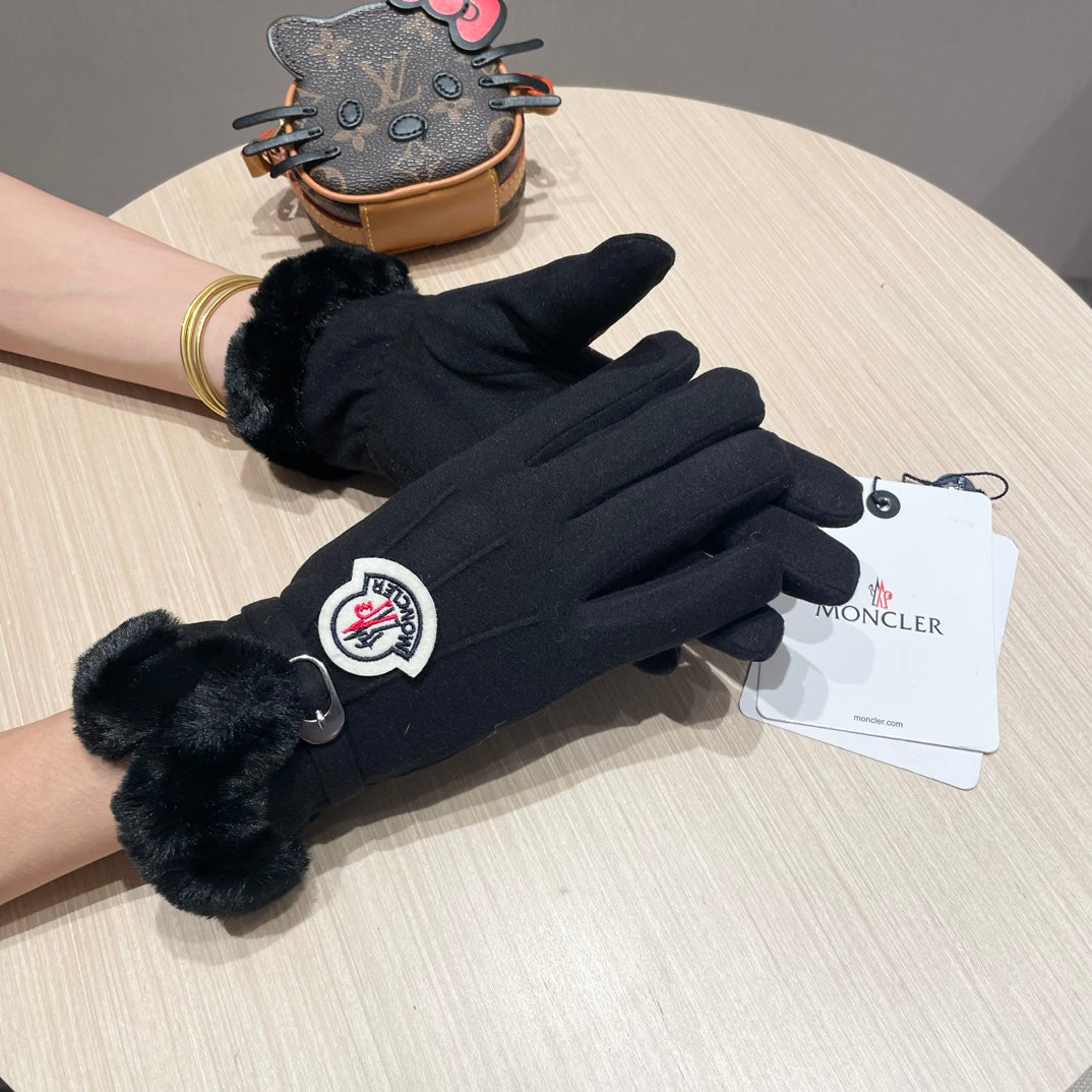 GLOVES IN BLACK WOOL WITH RABBIT FUR 439079 mysite