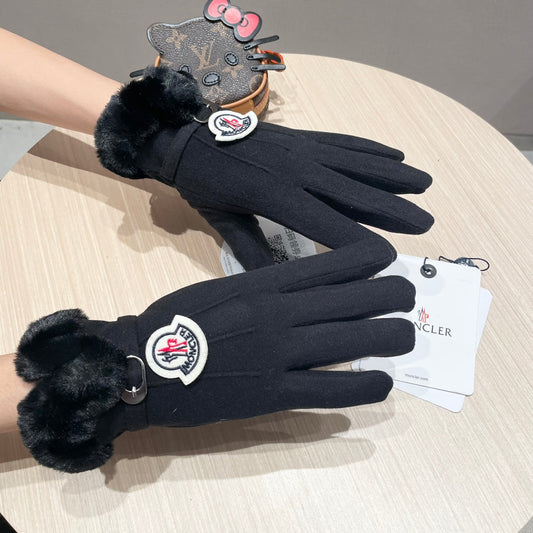 GLOVES IN BLACK WOOL WITH RABBIT FUR 439079 mysite