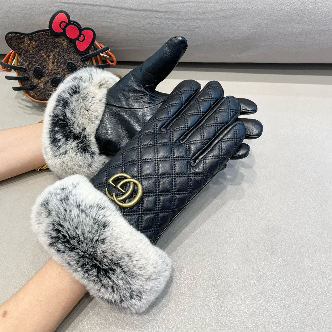 TOUCHSCREEN GLOVES IN BLACK RABBIT FUR AND LAMBSKIN 444433 mysite