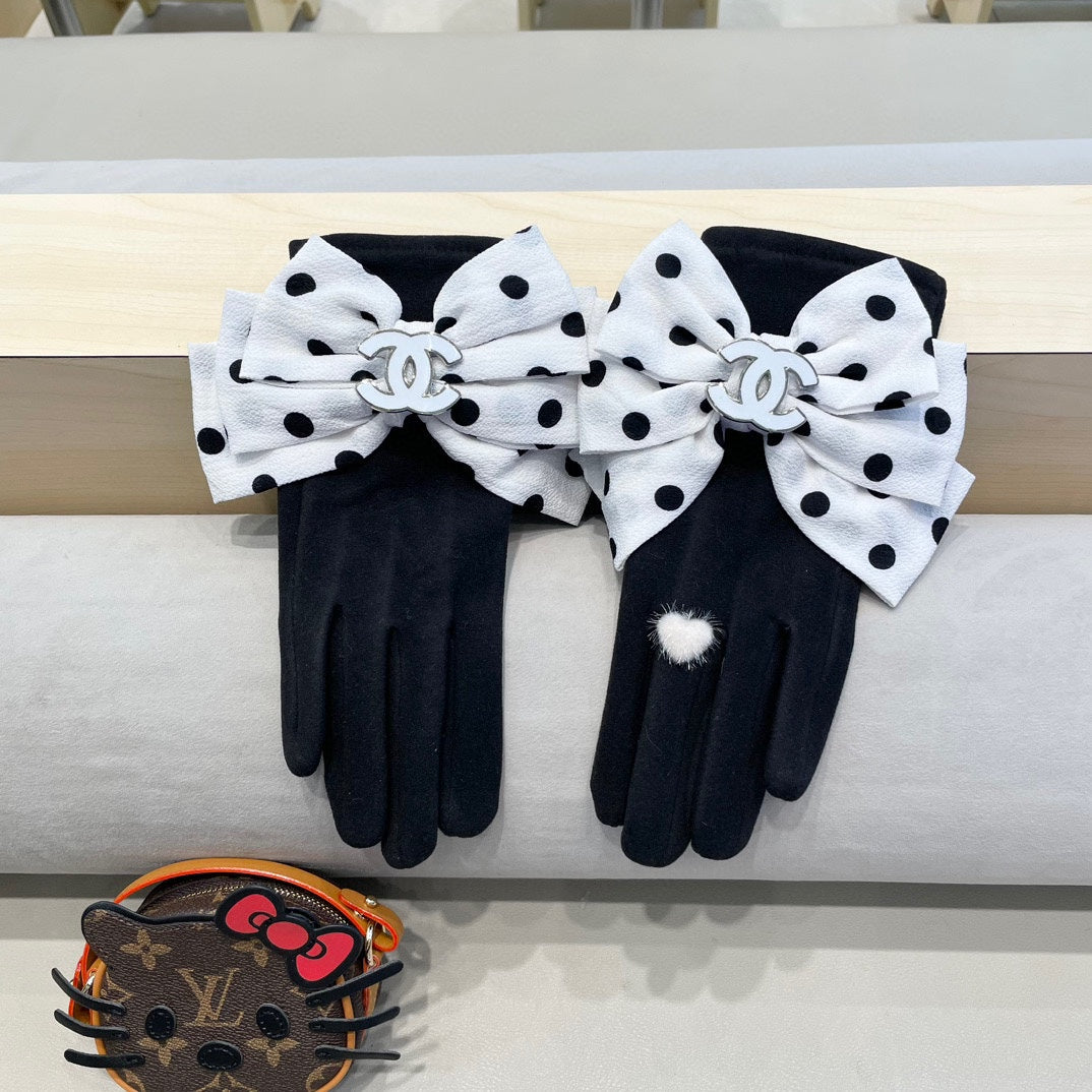 GLOVES IN BLACK MIX WHITE WOOL 454572 mysite