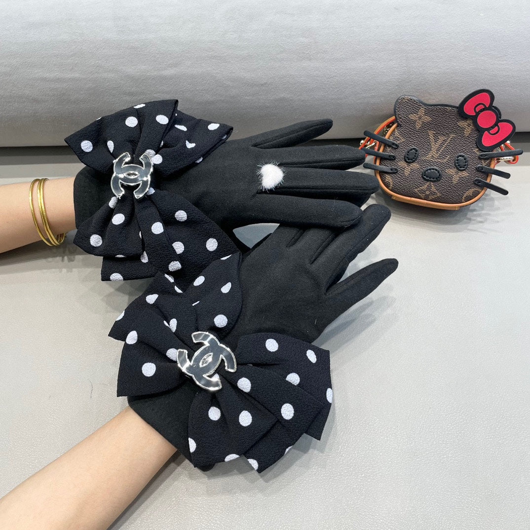 GLOVES IN BLACK MIX WHITE WOOL 454573 mysite