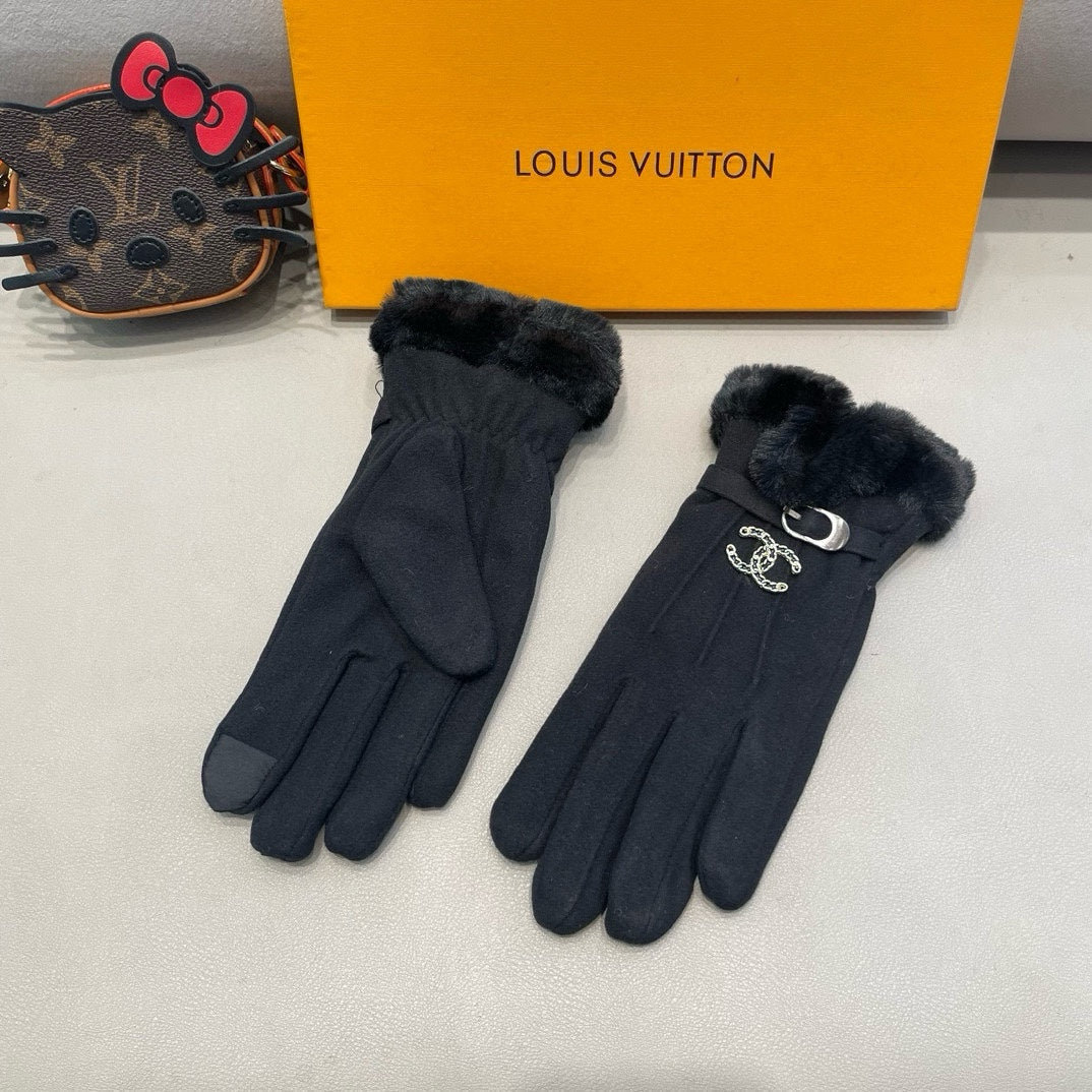 GLOVES IN BLACK WOOL WITH RABBIT FUR 458521 mysite