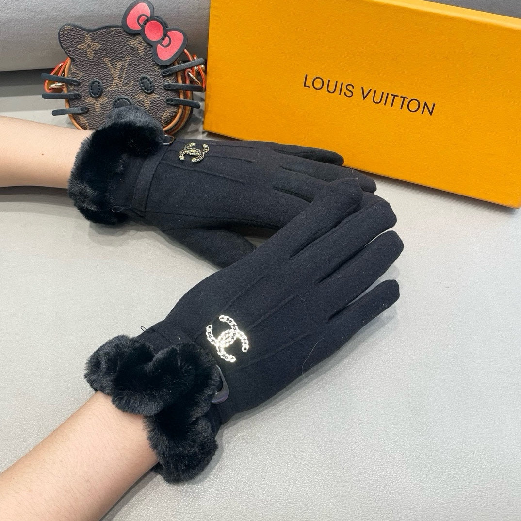 GLOVES IN BLACK WOOL WITH RABBIT FUR 458521 mysite