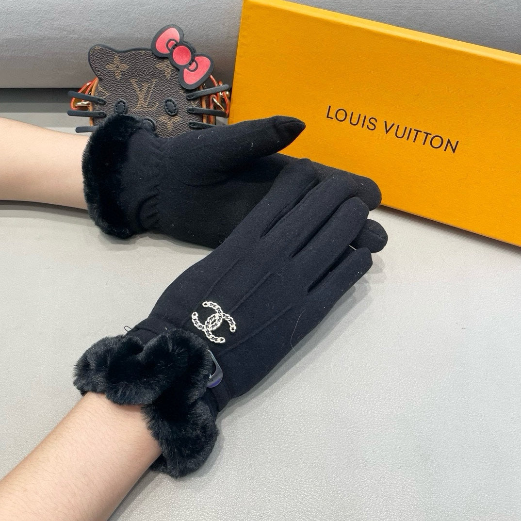 GLOVES IN BLACK WOOL WITH RABBIT FUR 458521 mysite